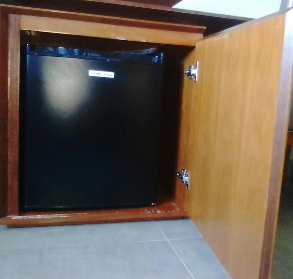 Phudzi Hotel Letlhakane エクステリア 写真
